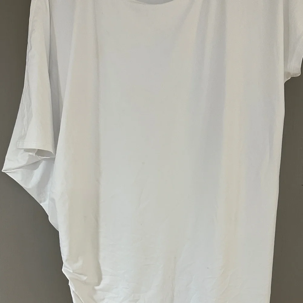 Athleta White Asymmetrical Tunic Stretch Top Minimalist Athleisure - Picture 4 of 9